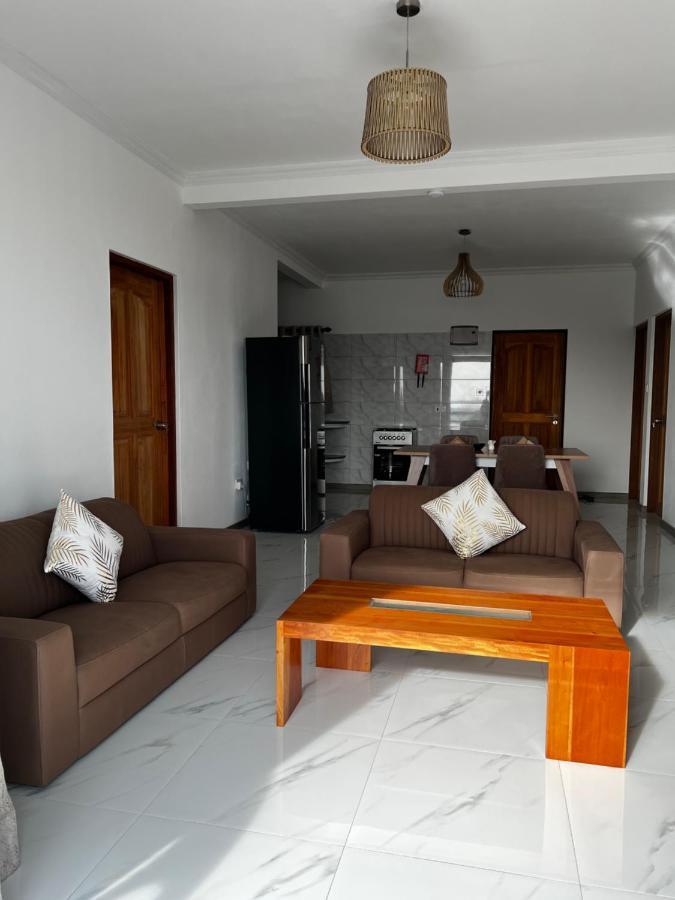 Western Ocean Breeze Self Catering Вікторія Екстер'єр фото